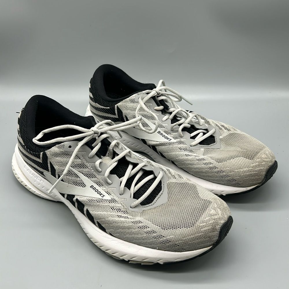 Brooks Launch 6 Men's Size 12 Running Shoes Gray Black
